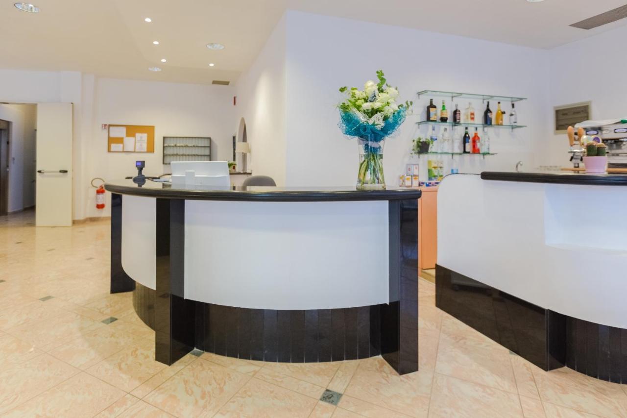 Hotel Altamarea ميسانو ادرياتيكو المظهر الخارجي الصورة