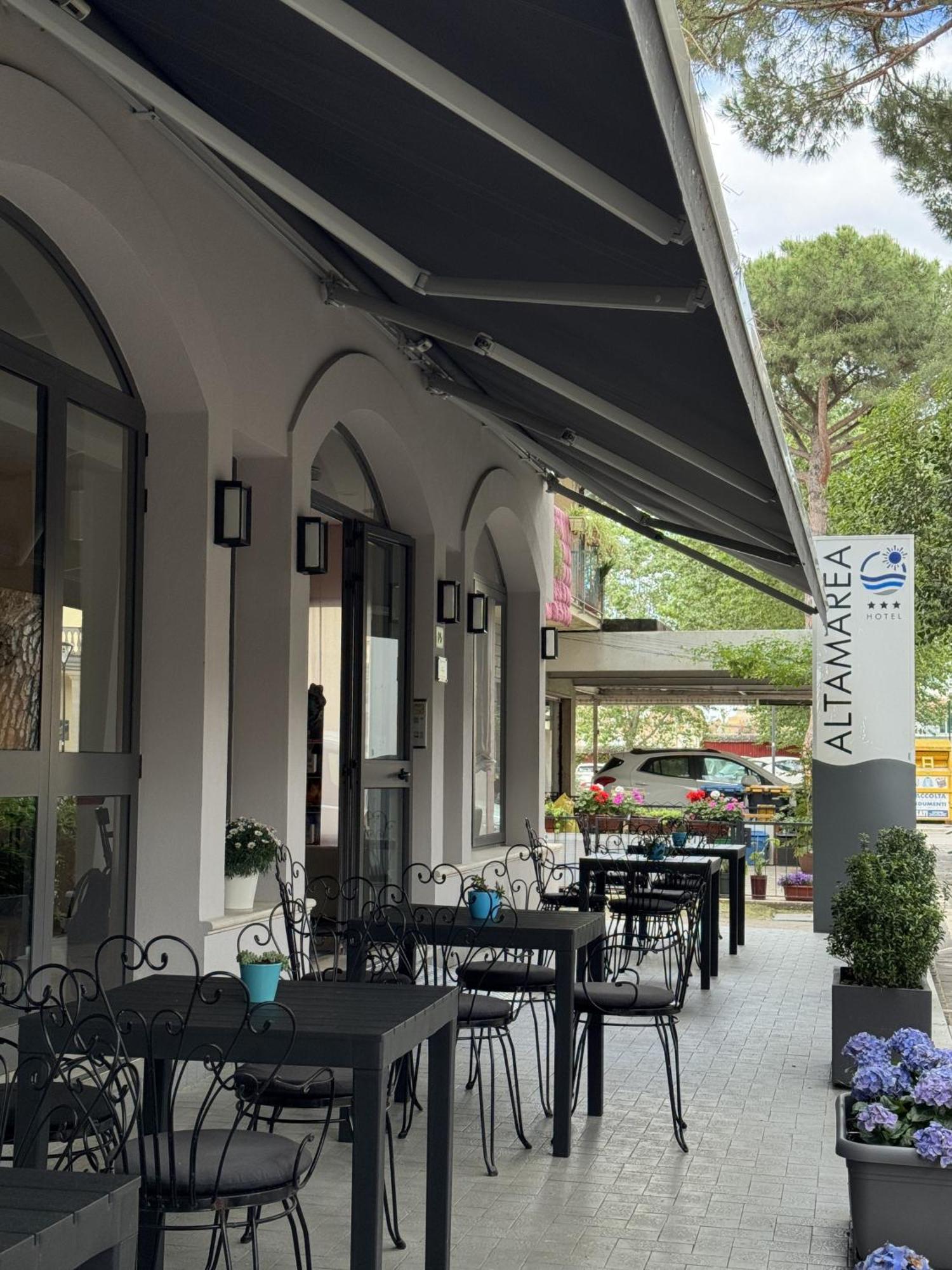 Hotel Altamarea ميسانو ادرياتيكو المظهر الخارجي الصورة